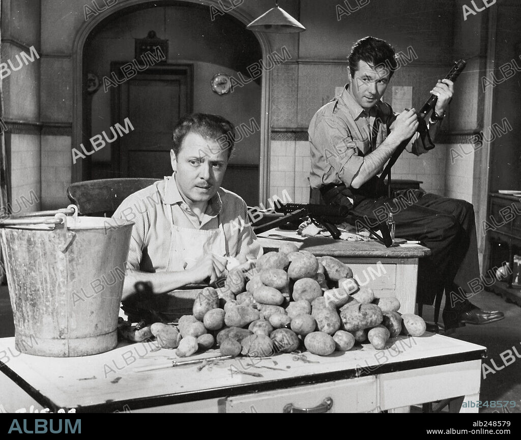 BRYAN FORBES and RICHARD ATTENBOROUGH in THE LEAGUE OF GENTLEMEN, 1959. Copyright ALLIED FILM MAKERS.