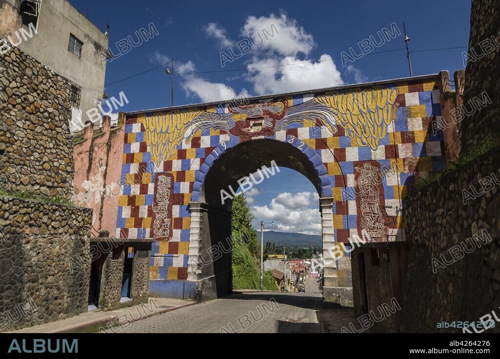 Arco Gucumaz, Santo Tomás Chichicastenango, República de Guatemala, América Central.