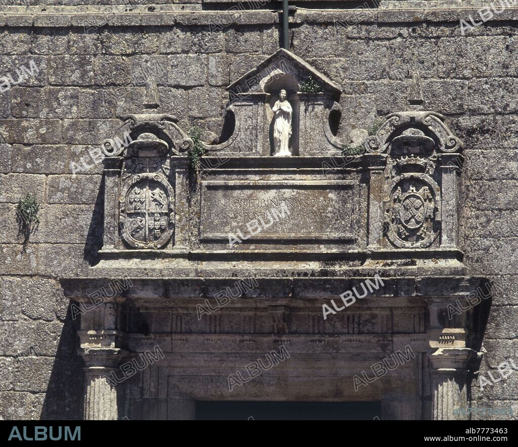 DETALLE DE LA PORTADA DEL ANTIGUO PALACIO EPISCOPAL DEL S XVI ACTUAL MUSEO GRÃO VASCO.