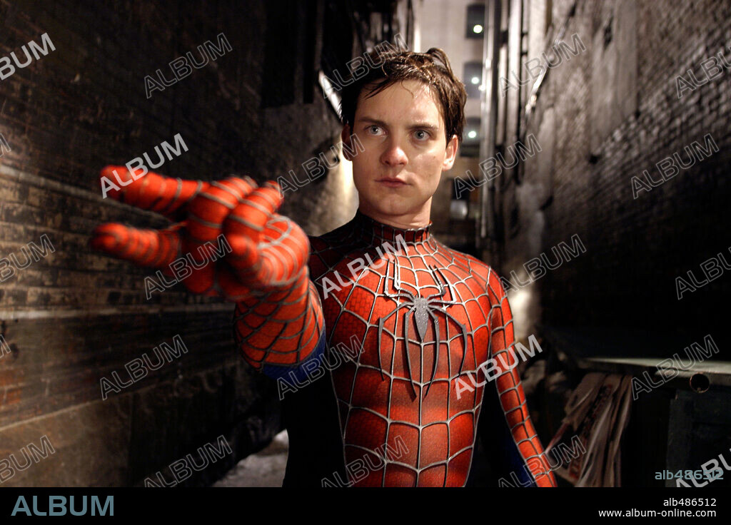 TOBEY MAGUIRE in SPIDER-MAN 2, 2004, unter der Regie von SAM RAIMI. Copyright COLUMBIA PICTURES/MARVEL ENTERTAINMENT.