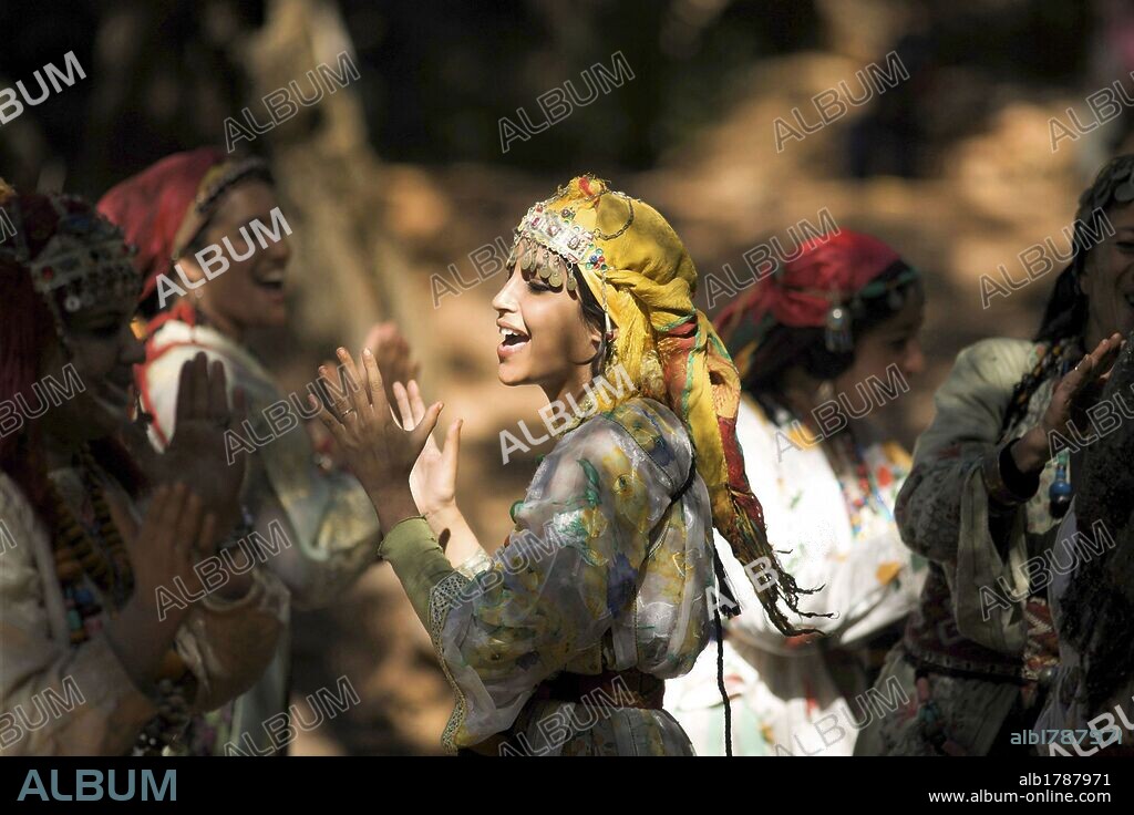 THE SOURCE, 2011 (LA SOURCE DES FEMMES), directed by RADU MIHAILEANU. Copyright EUROPA CORP.