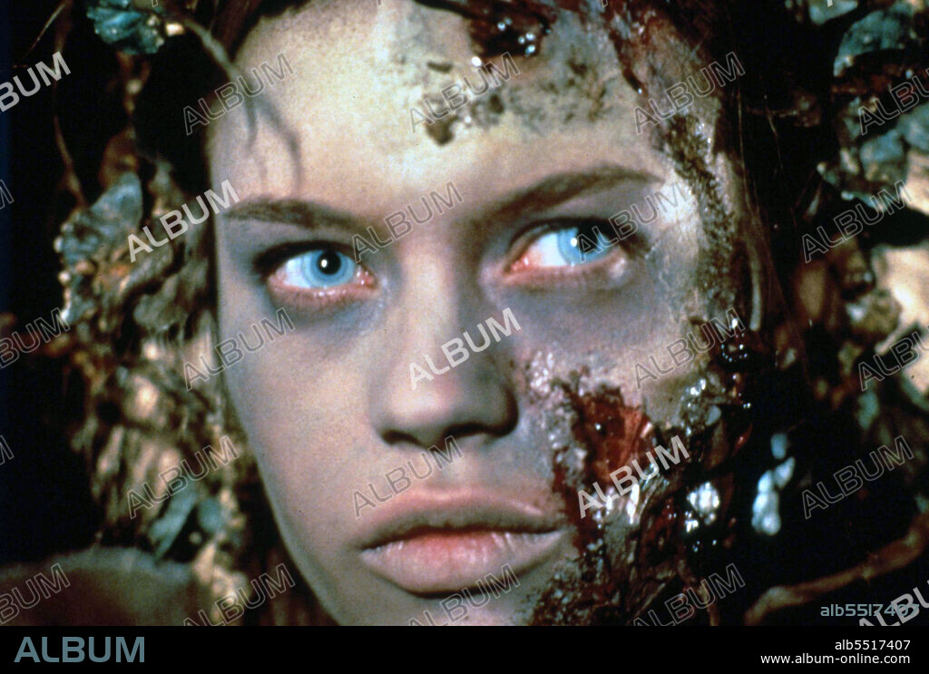 ANNA FALCHI in DELLAMORTE DELLAMORE, 1994, unter der Regie von MICHELE SOAVI. Copyright URANIA FILMS.