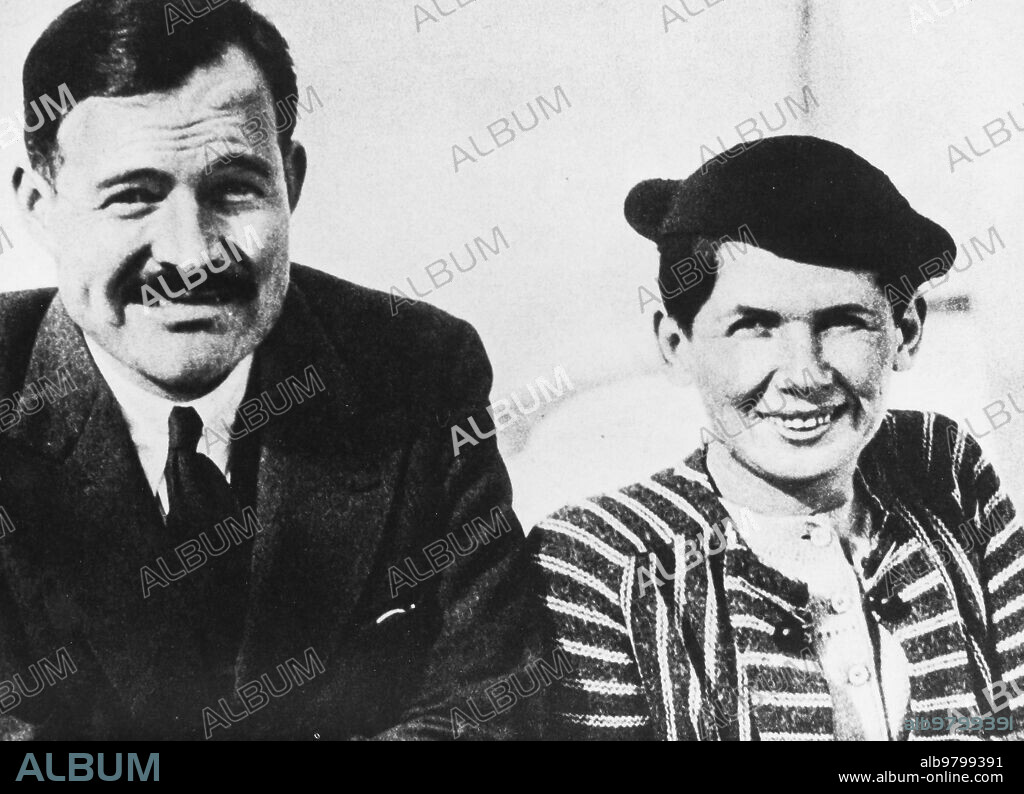 Ernest Hemingway With His Wife Pauline Pfeiffer In 1934.