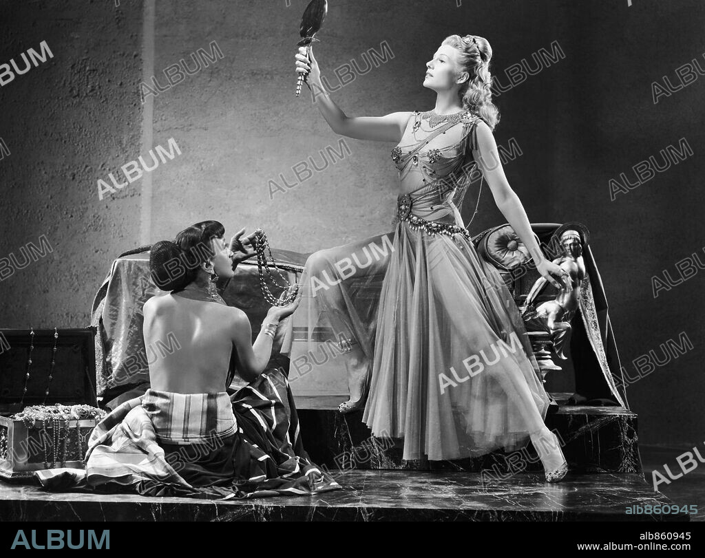 RITA HAYWORTH en SALOME, 1953, dirigida por WILHELM DIETERLE. Copyright COLUMBIA PICTURES.