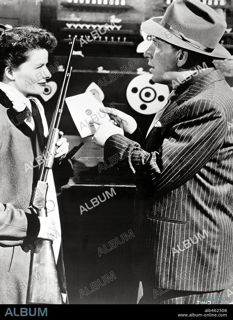 KATHARINE HEPBURN y SPENCER TRACY en LA IMPETUOSA, 1952 (PAT AND MIKE), dirigida por GEORGE CUKOR. Copyright M.G.M.