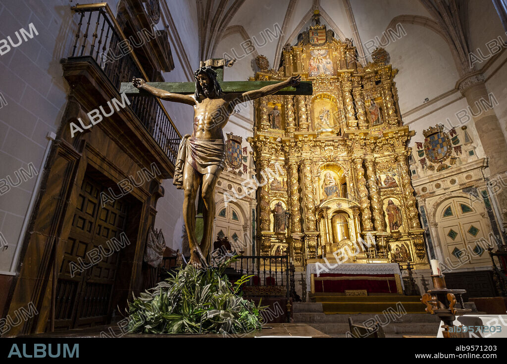 Santísimo Cristo de Medinaceli , madera policromada, siglo XVI, Colegiata de Nuestra Señora de la Asunción, gótico tardío, Medinaceli, Soria, comunidad autónoma de Castilla y León, Spain, Europe.