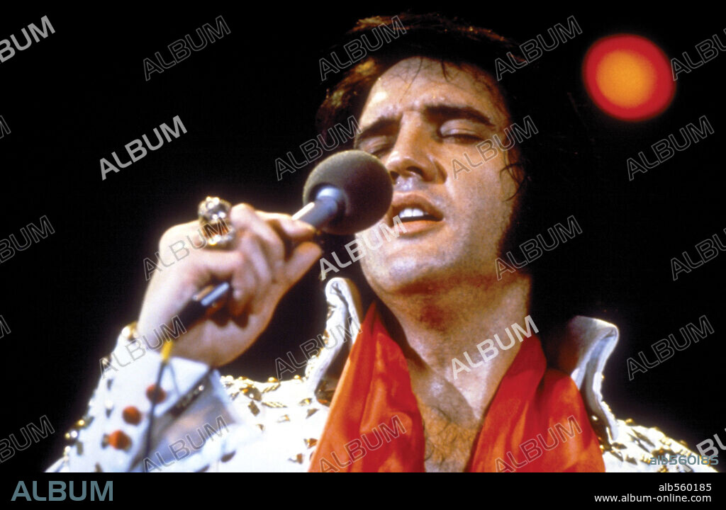 ELVIS PRESLEY in ELVIS ON TOUR, 1972, directed by PIERRE ADIDGE and ROBERT ABEL. Copyright M.G.M.