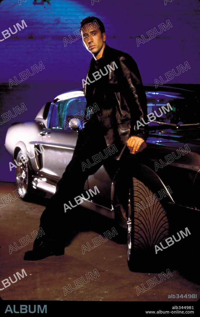 NICOLAS CAGE in GONE IN 60 SECONDS, 2000, directed by DOMINIC SENA. Copyright TOUCHSTONE PICTURES / WATSON, ALBERT.