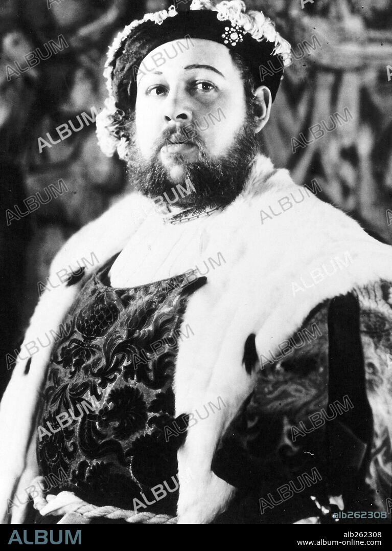 HEINRICH VIII. VON ENGLAND and CHARLES LAUGHTON. CHARLES LAUGHTON in THE PRIVATE LIFE OF HENRY VIII, 1933, directed by ALEXANDER KORDA. Copyright UNITED ARTISTS.