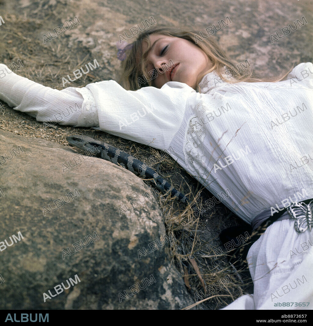 ANNE-LOUISE LAMBERT in PICNIC AT HANGING ROCK, 1975, unter der Regie von PETER WEIR. Copyright GTO.