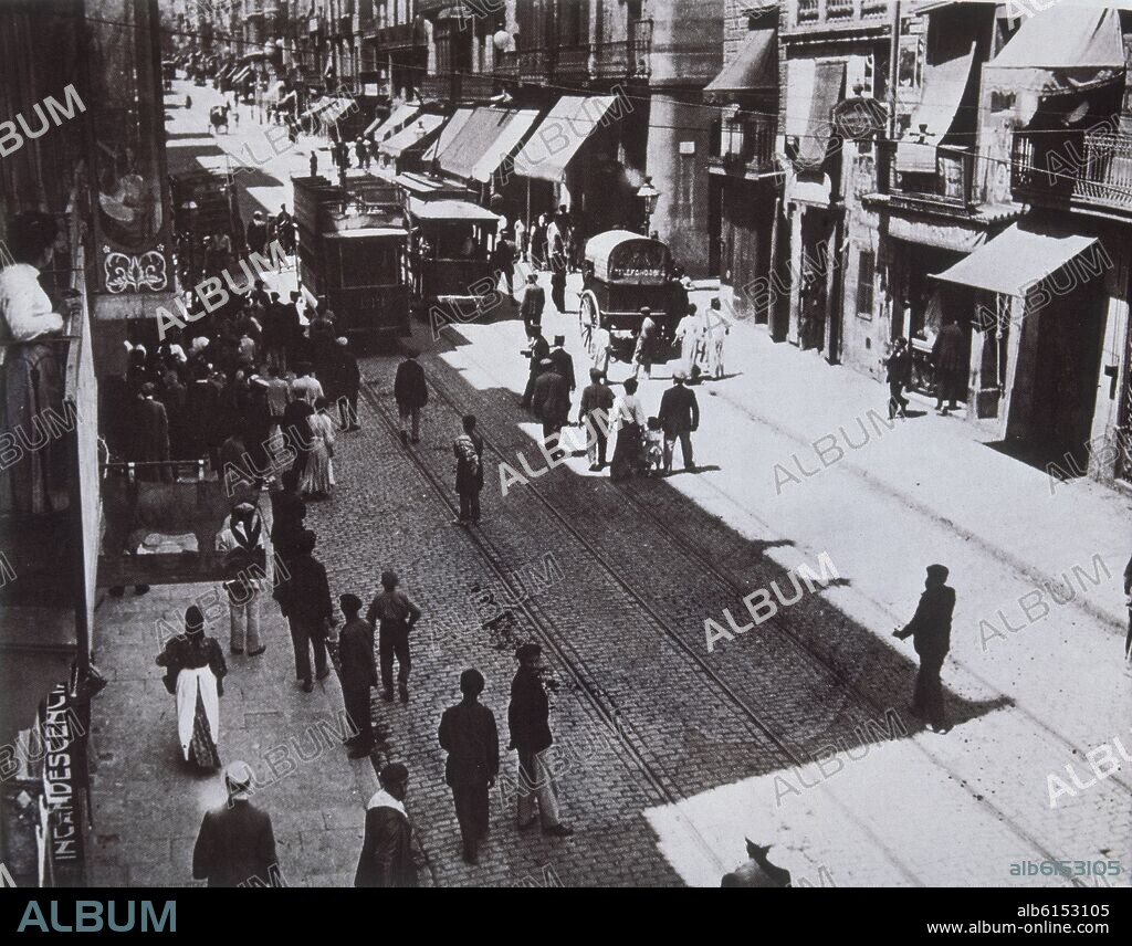 HªCATALUÑA-FOTOGRAFIA-26-7-1909-SEMANA TRAGICA-BARCELONA-CALLE.