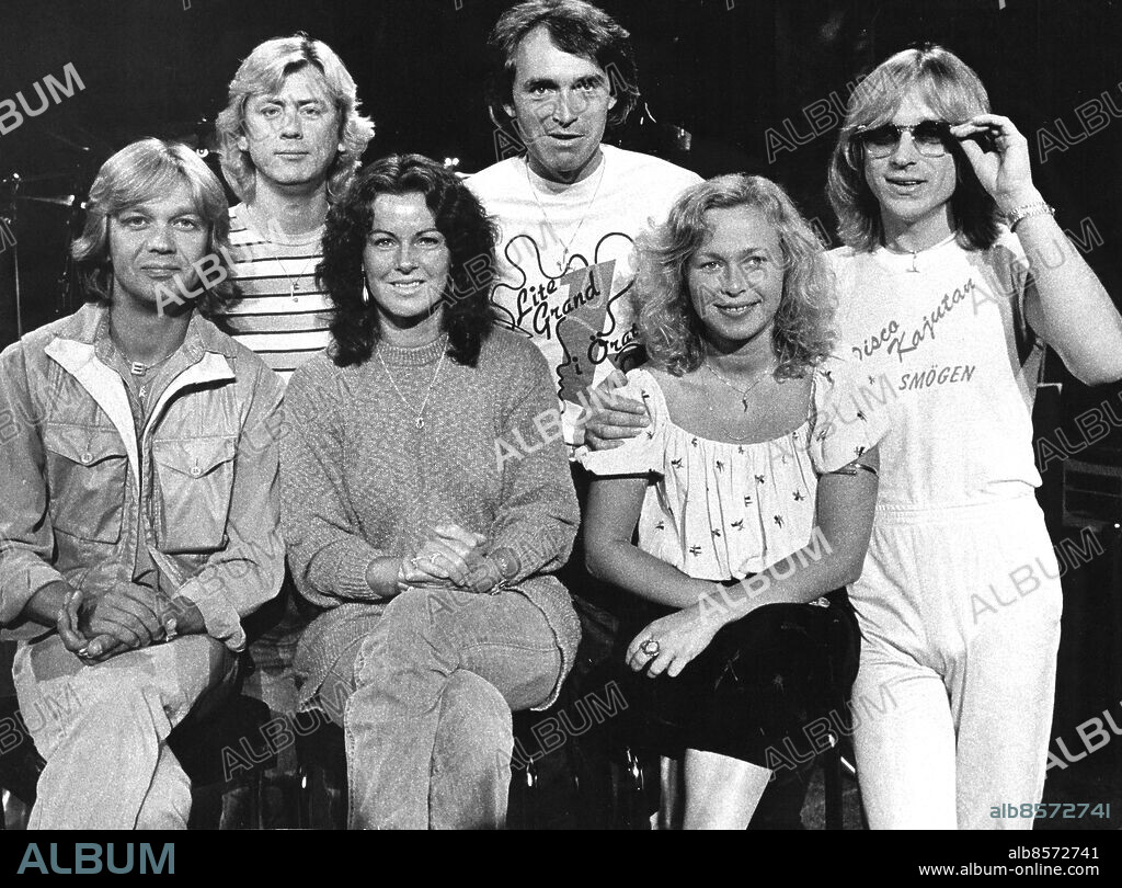 Stockholm 1981-08-18. Underhållningsprogrammet "Lite Grand i örat" med programledarna Claes af Geijerstam och Anni-Frid Lyngstad. Här med gästerna Björn Skifs, Janne Önnerud, Lena Andersson och Pugh Rogefeldt.. Foto: Tommy Pedersen / Expressen / TT / Kod: 36. ** AFTONBLADET OUT **.