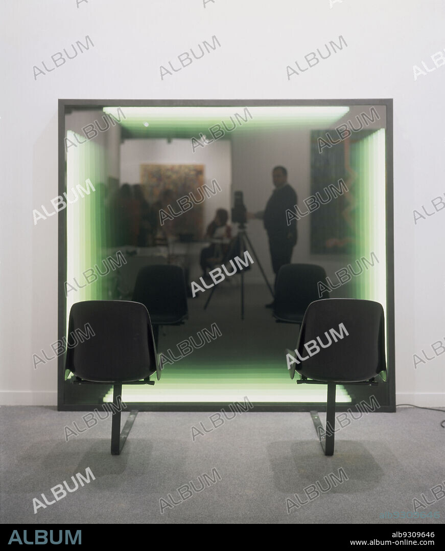 PEDRO MORA 1961/. SIMULTANEOUS ROOMS.