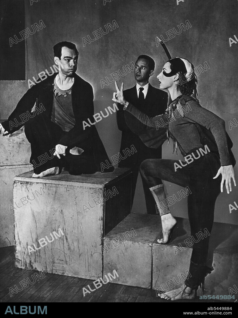 An American Center of Theatre Arts - The New York City Dance Theatre presents "Fables of our Time" based on cartoons and dialogue by the contemporary American humorist, James Thurber, with choreography by the American dancer Charles Weidman. The humer, projected by gestures and distortions of homely, everyday movements, is concerned with American social behavior, The dance was part of the initial seasson's repertoire of Dance Theatre which gave its first performances in December 1949. The Dance Theatre is part of the New York City Center, a non-profit, private organization which also presents open, ballet and drama at modestly-scaled prices. April 04, 1952.