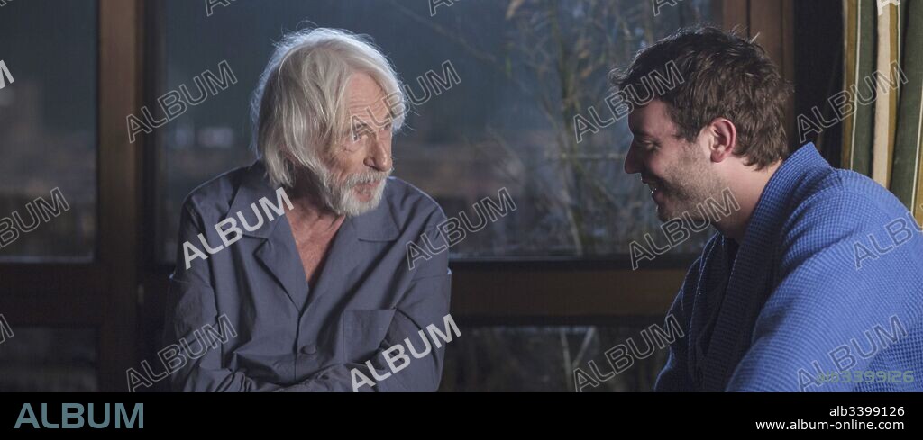 PIERRE RICHARD et YANISS LESPERT dans UN PROFIL POUR DEUX, 2017, réalisé par STEPHANE ROBELIN. Copyright Ici et Là Productions, Detailfilm, Compagnie Cinématographiq.