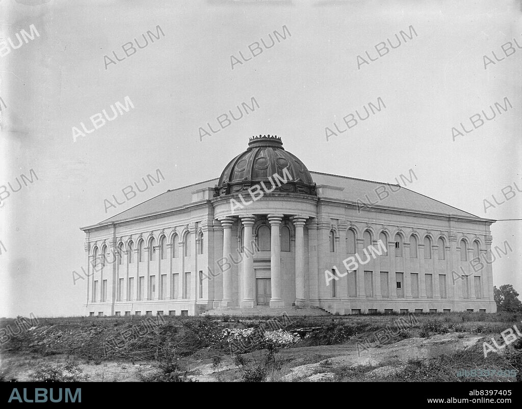 HARRIS & EWING. American University, Washington, DC - College Buildings, 1914. McKinley Building.