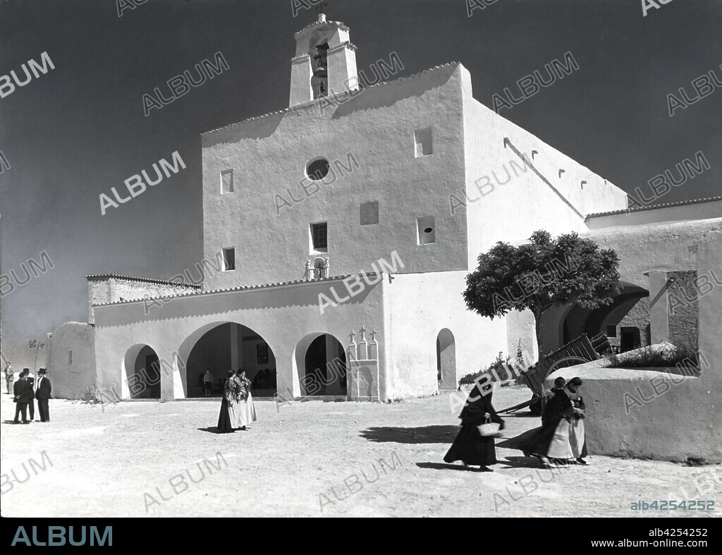 Iglesia de San Jorge en Ibiza. Años 1950.