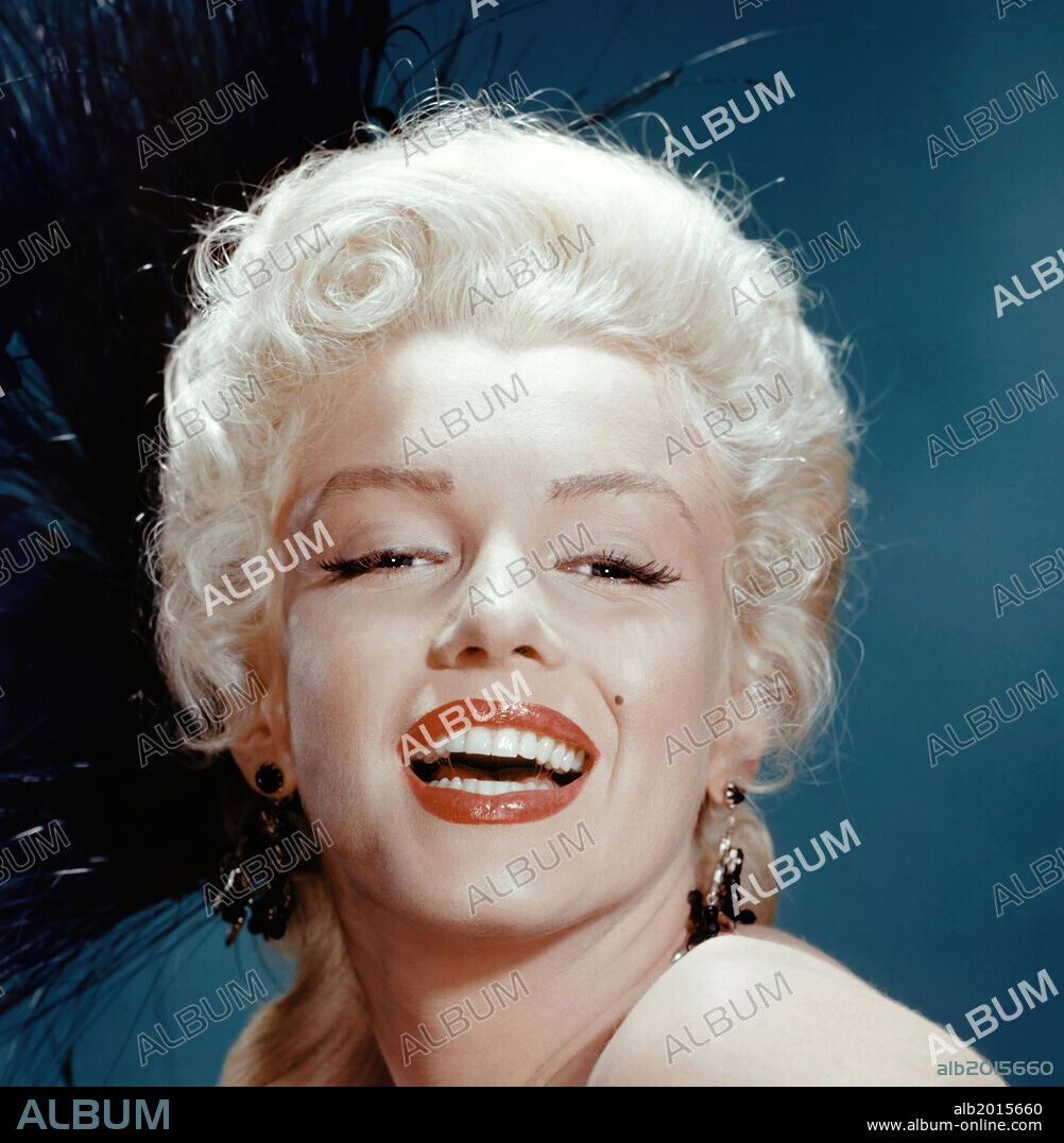NORMA JEAN BAKER. MARILYN MONROE in RIVER OF NO RETURN, 1954, directed by OTTO PREMINGER. Copyright 20TH CENTURY FOX.