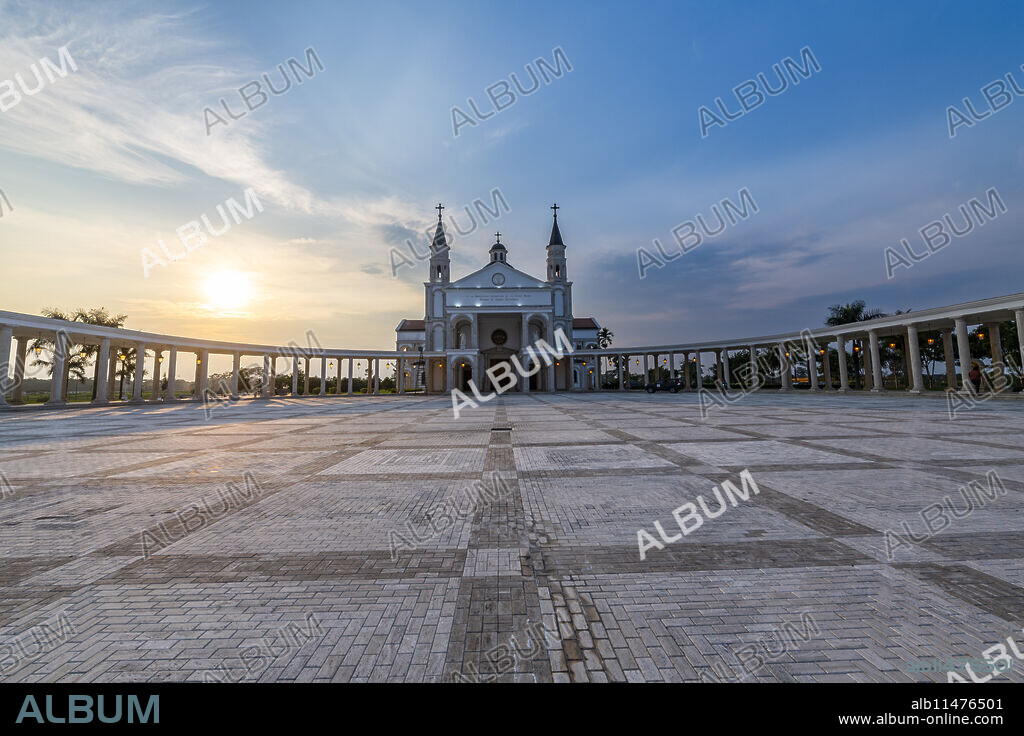 Basilica of the Immaculate Conception, Mongomo, Rio Muni, Equatorial Guinea, Africa.