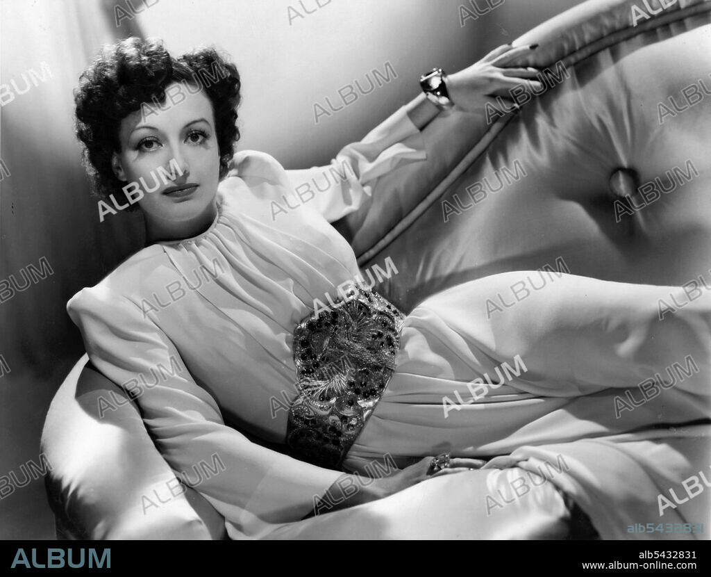JOAN CRAWFORD en MUJERES, 1939 (THE WOMEN), dirigida por GEORGE CUKOR. Copyright M.G.M.