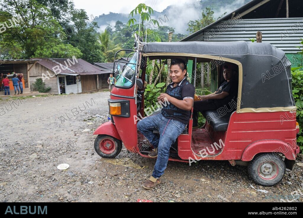 Tuc-Tuc, La Taña, Franja Transversal del Norte , departamento de Quiché, Guatemala.