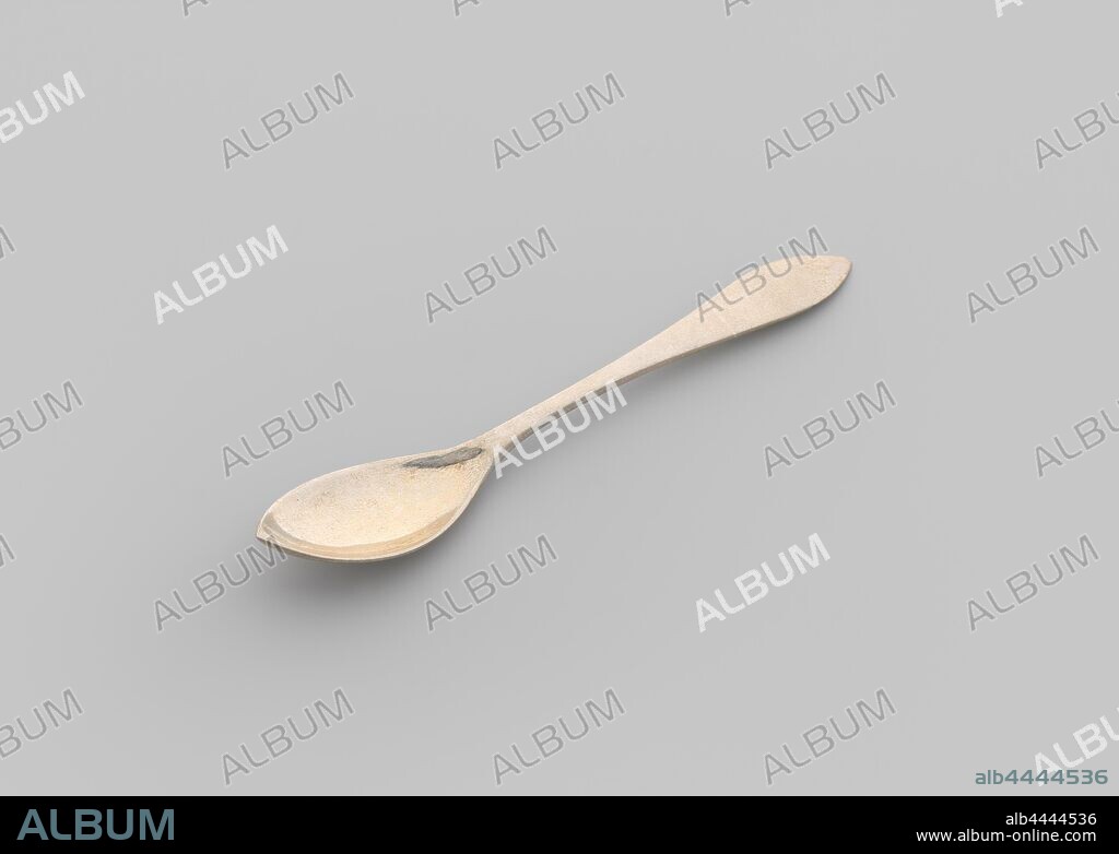 Teaspoon with pointed oval bowl and flat, curved handle, widening to the pointed end, Mocha spoon of silver with a pointed oval bowl The flat, curved handle extends to the pointed end., Hendrik Overhulsman, Amsterdam, 1804, silver (metal), l 8.6 cm w 1.5 cm w 6.0 gr.