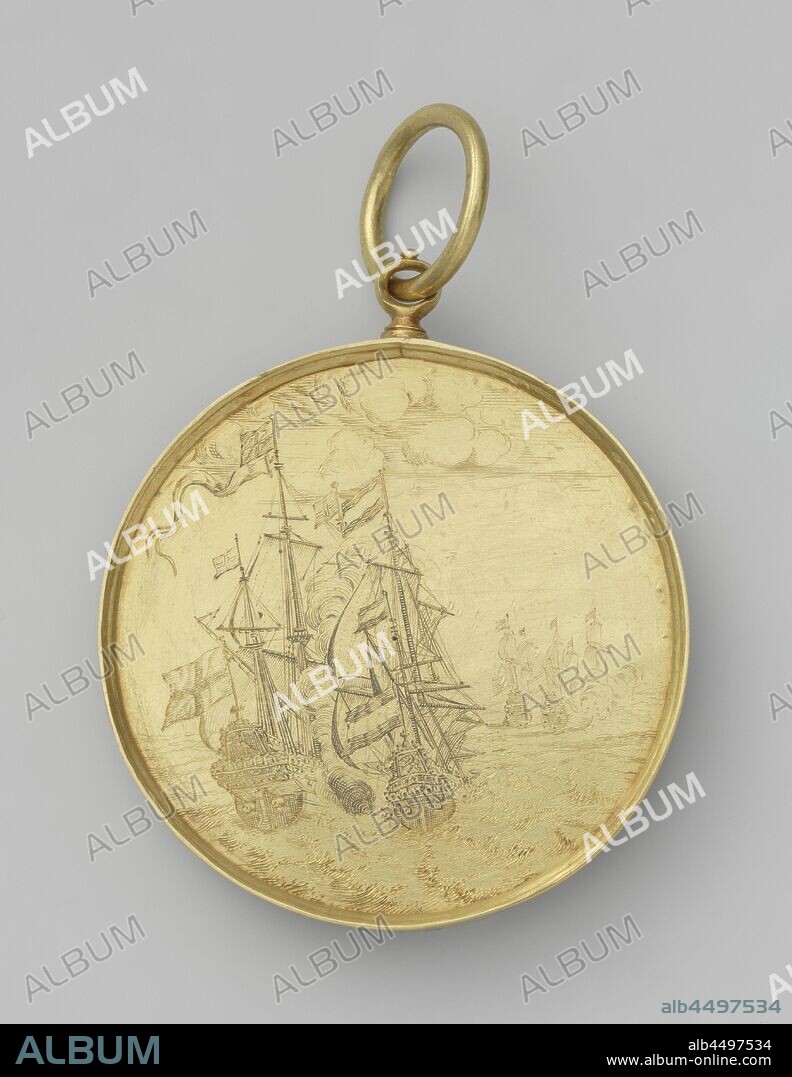 Capture of an English Ship by Isaac Rochussen, Medal of Honor, Commemorative Medal of Isaac Rochussen (Rockesen), granted by the Dutch East India Company, Silver medal with support eye and support ring and raised edge. Front: sea battle with an English and a Dutch ship in the foreground. Reverse: Inscription: Gedenck Penninck van / Cappiteyn Issac Rockesen about / An English Oostindies Reteor ship de / Goude Valck twelck he after a brave / per and Mannelick fight uyt Crach = / te van Commisse of her / ED Mog op de Engelsche / conquers the 7 Julij / Ao 1672 and Amstelre = / dam raised., Isaac Rochussen, anonymous, Netherlands, 1672, gold (metal), silver (metal), engraving, d 6.8 cm × l 9.8 cm × w 132.6 gr.