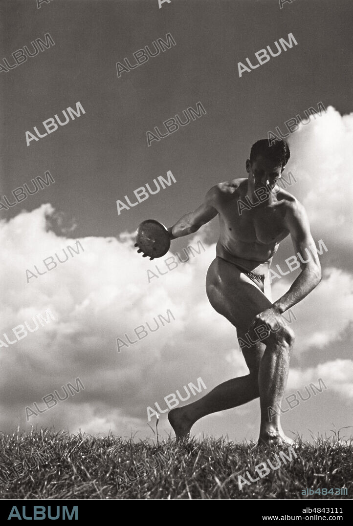 LENI RIEFENSTAHL. Discus Thrower.