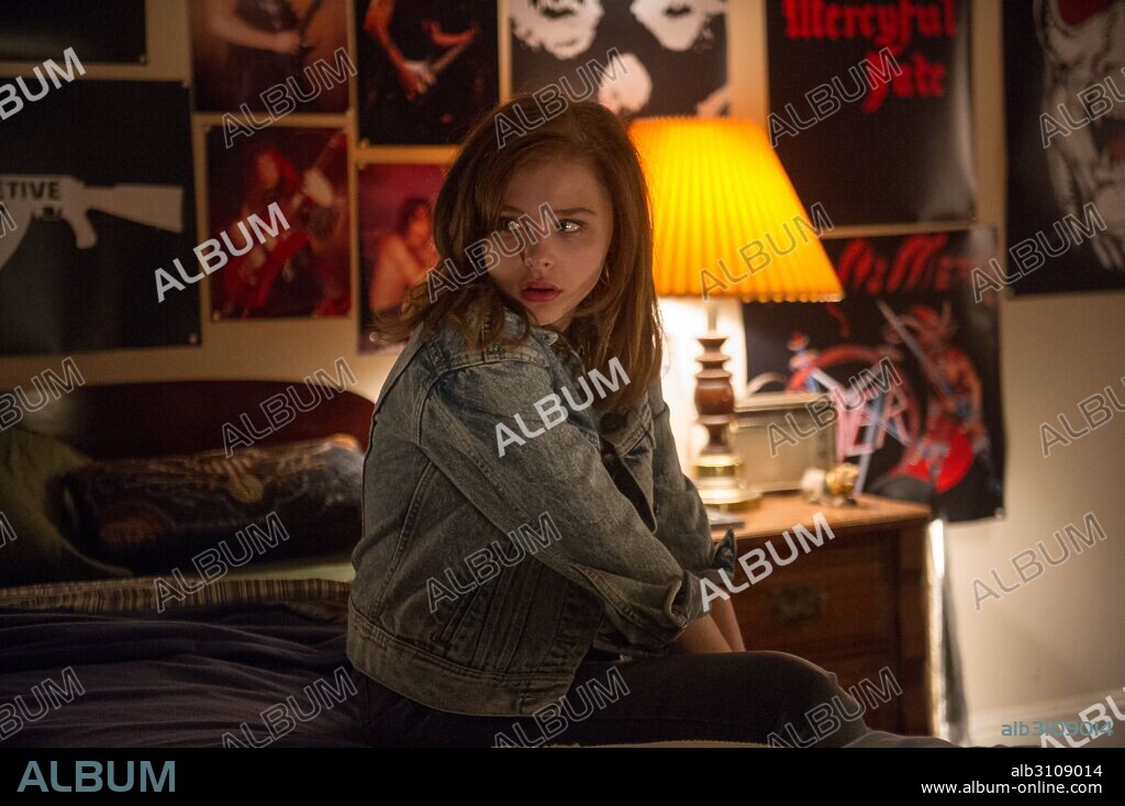 CHLOE GRACE MORETZ in DARK PLACES, 2015, directed by GILLES PAQUET-BRENNER. Copyright EXCLUSICE MEDIA GROUP/MANDALAY VISION/CUATRO PLUS FILMS.