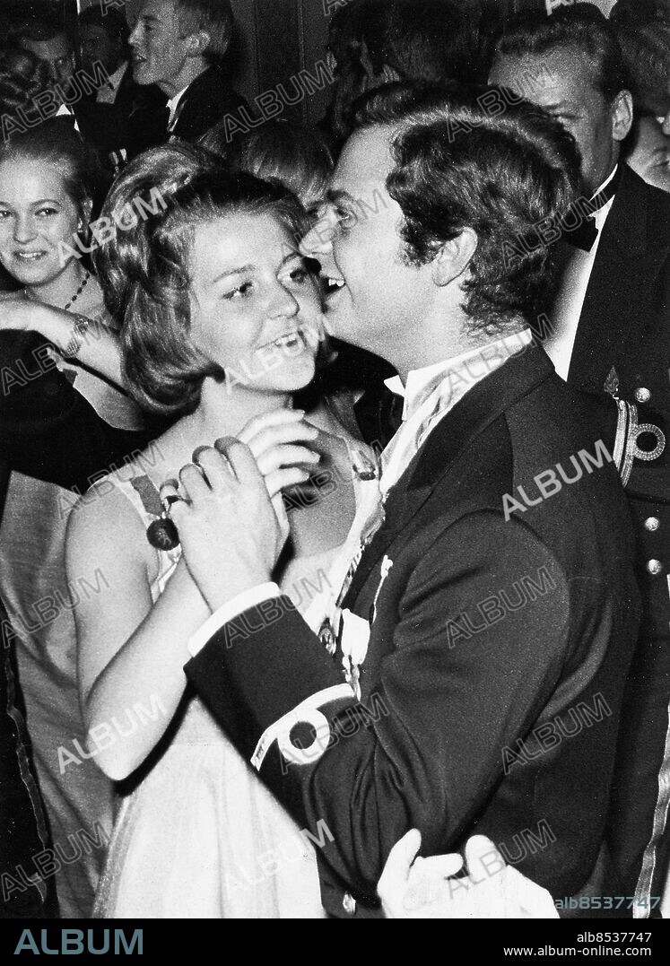 Kronprins Carl Gustaf. Sjölund i Lund Margareta Olsson. Kungliga Sverige Carl XVI Gustaf. Situation Väninnor 1968. Olsson Margareta . Foto: Sydsvenskan / IBL Bildbyrå.