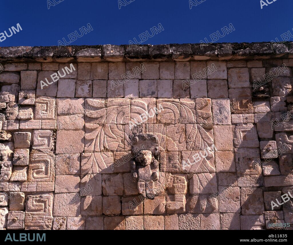 Mexico.Yucatan..Z.A. de Chichen itza.Cultura Maya.Relieve del Templo de los Guerreros.