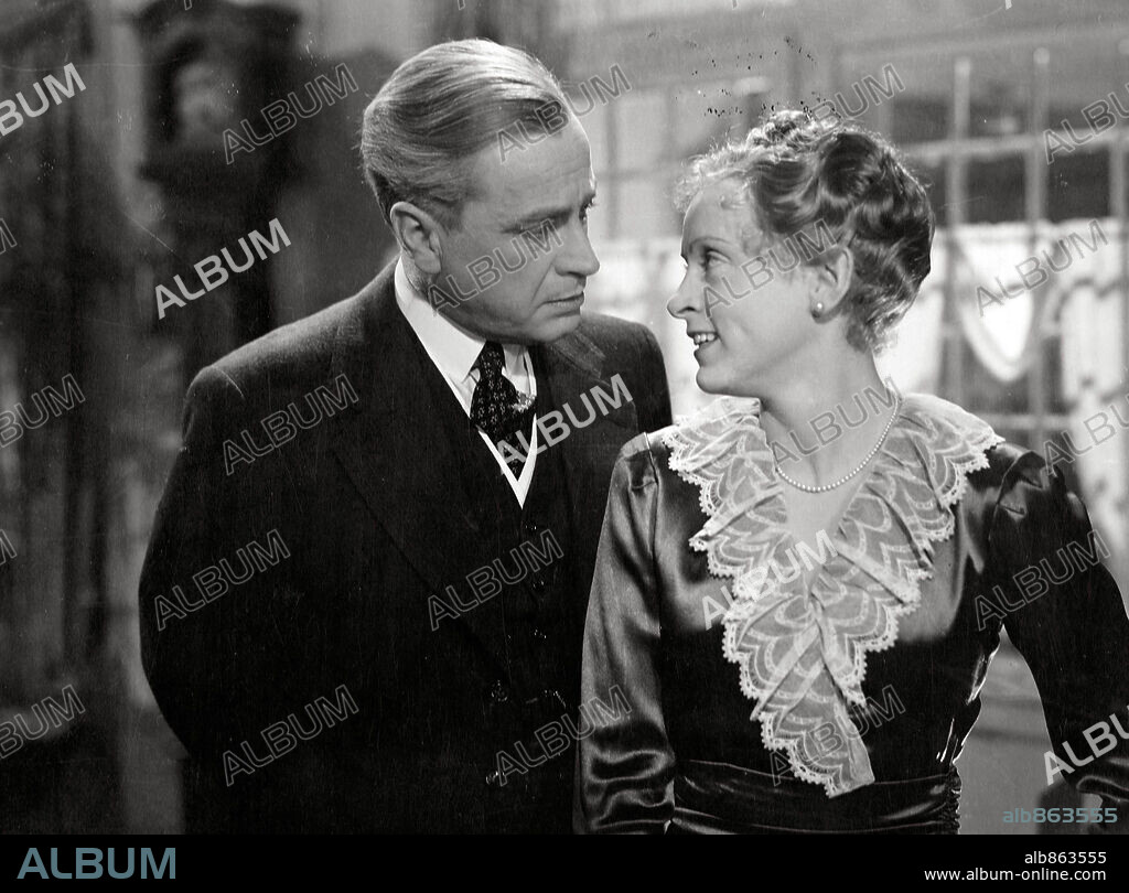 ANNELIE, 1941, directed by JOSEF VON BAKY. Copyright UNIVERSUM FILM.