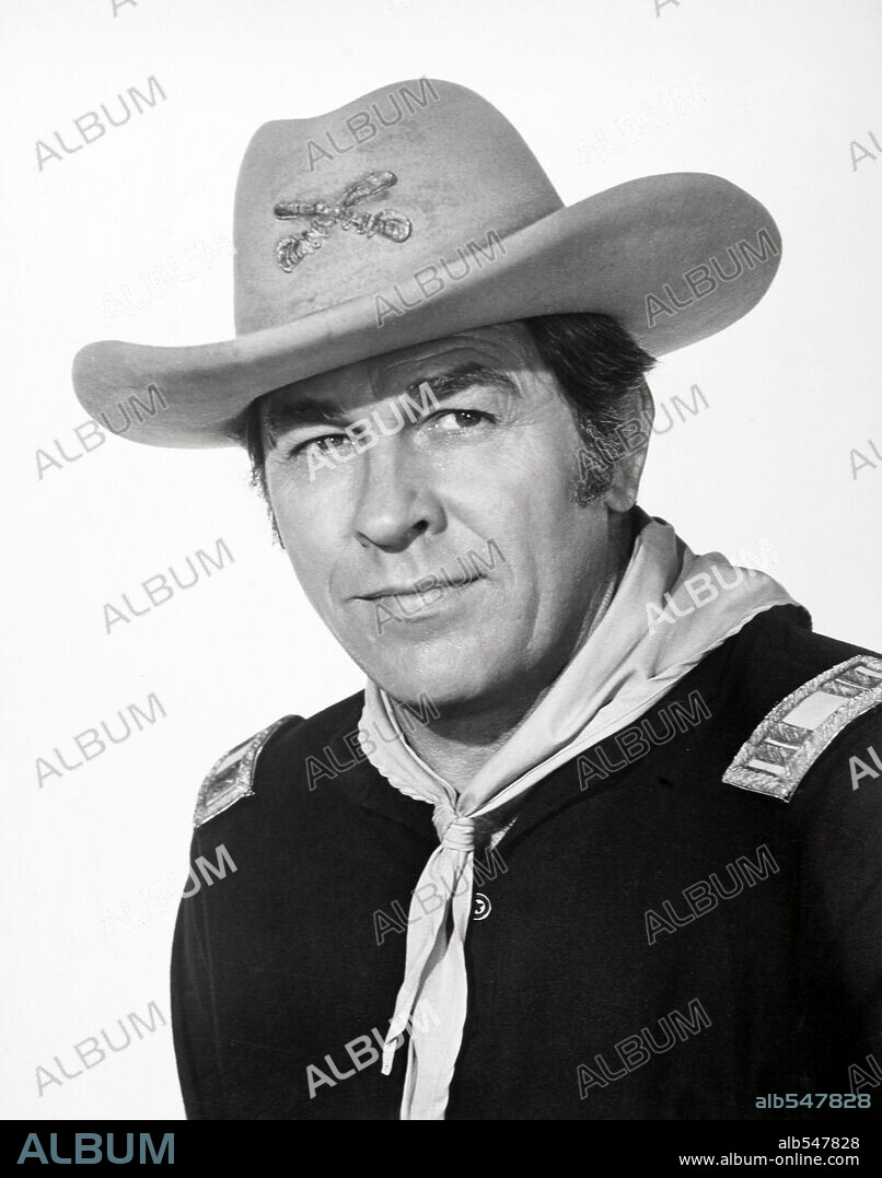 HOWARD KEEL en RED TOMAHAWK, 1967, dirigida por R. G. SPRINGSTEEN. Copyright PARAMOUNT PICTURES.