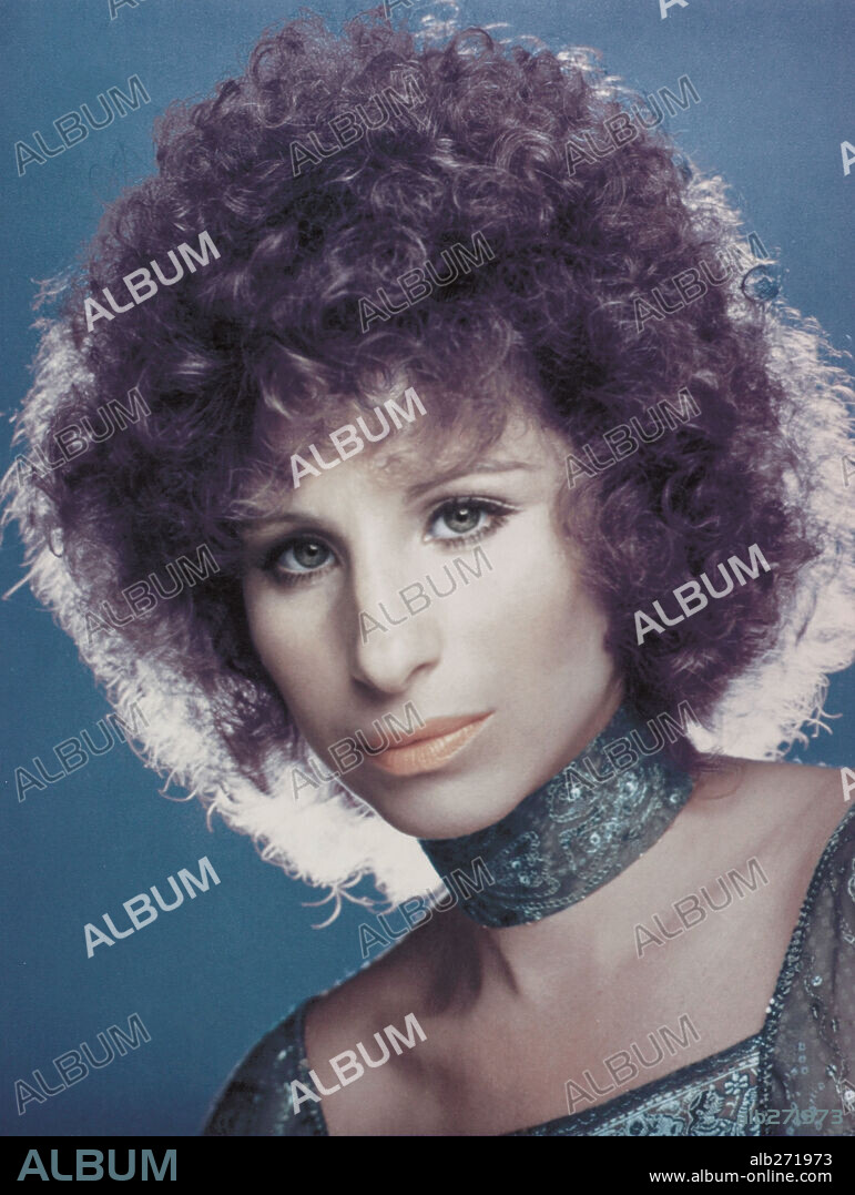 BARBRA STREISAND en HA NACIDO UNA ESTRELLA, 1976 (A STAR IS BORN), dirigida por FRANK PIERSON. Copyright WARNER BROTHERS.