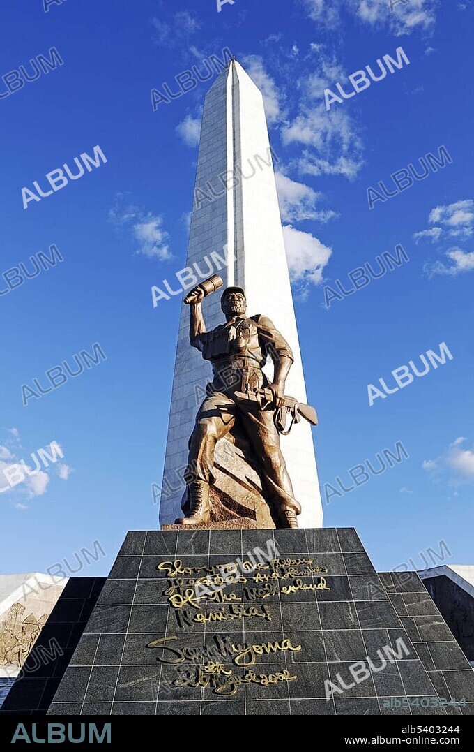 Heroes Acre, heroes' field, memorial to the heroes of the independence wars, with a statue of the Unknown Soldier and marble obelisk, erected by North Korea, Auas mountains near the capital Windhoek, Namibia, Africa