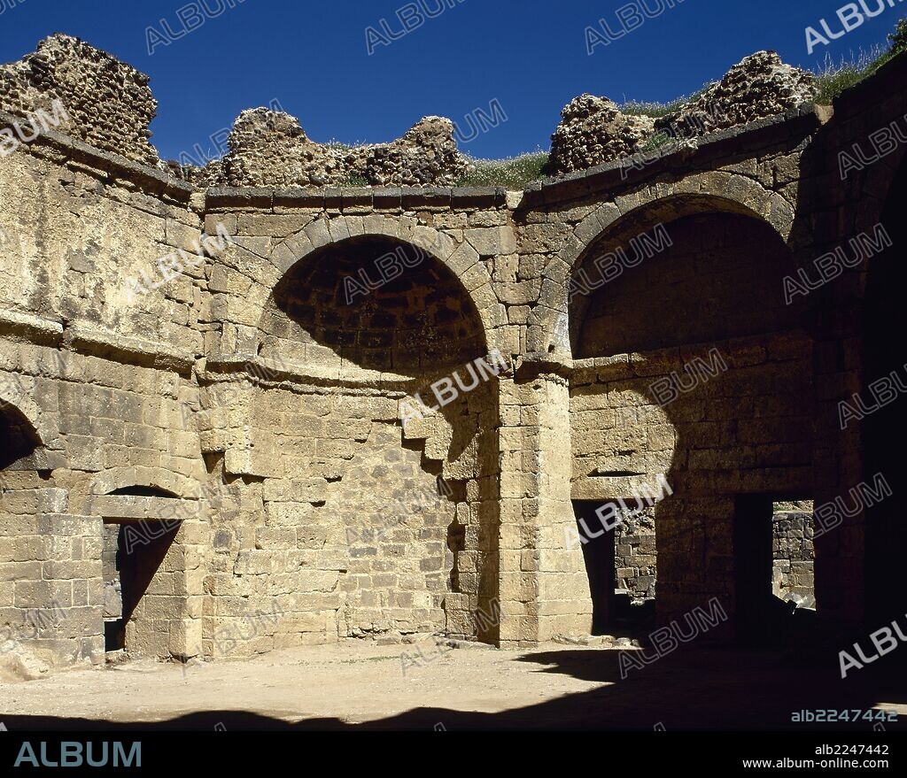 Syria. Bosra. Hammab Manshak. Old public baths. 14th century. ruins.