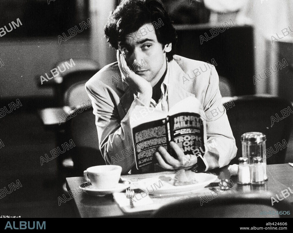 GRIFFIN DUNNE en JO, QUE NOCHE!, 1985 (AFTER HOURS), dirigida por MARTIN SCORSESE. Copyright WARNER BROTHERS.