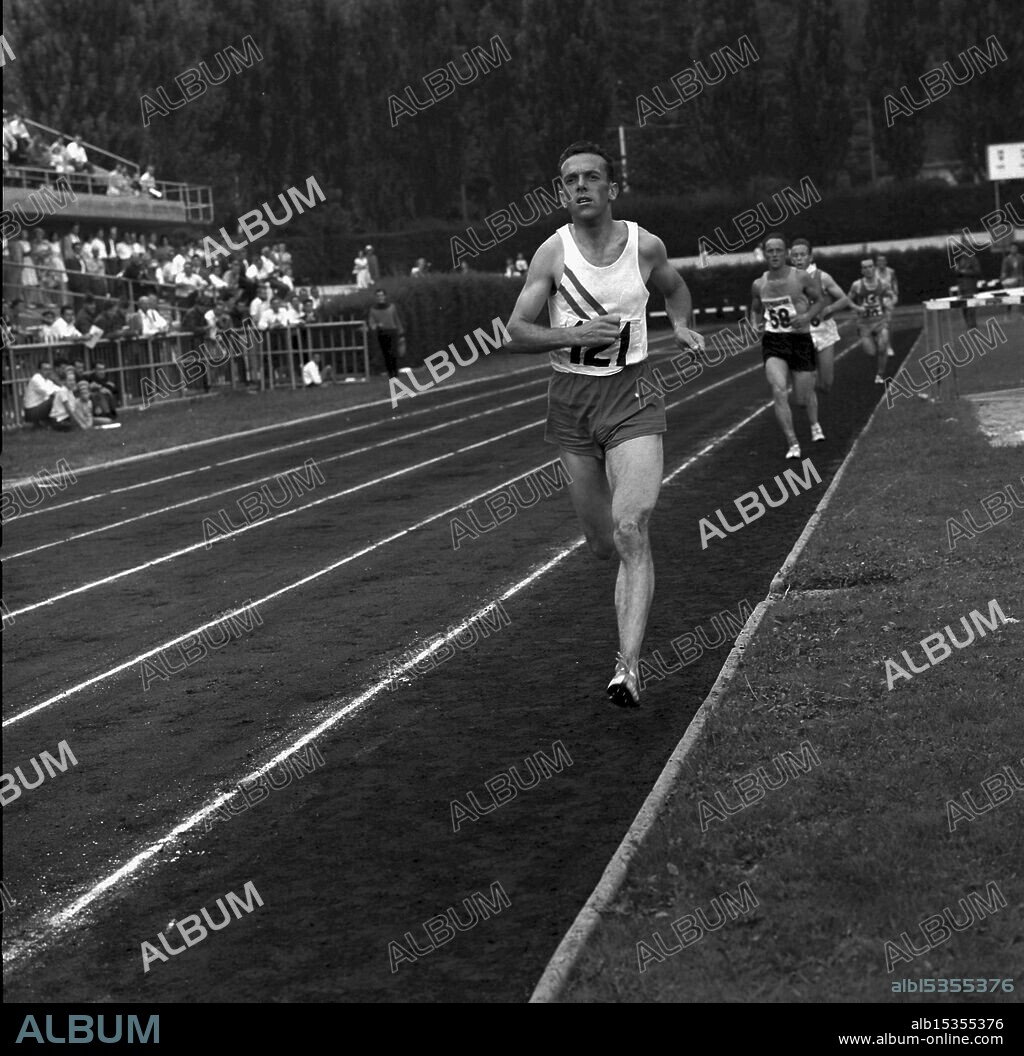 Athletcis swiss championships 1960 Lugano, finals shot-put: Bruno Graf wins.
