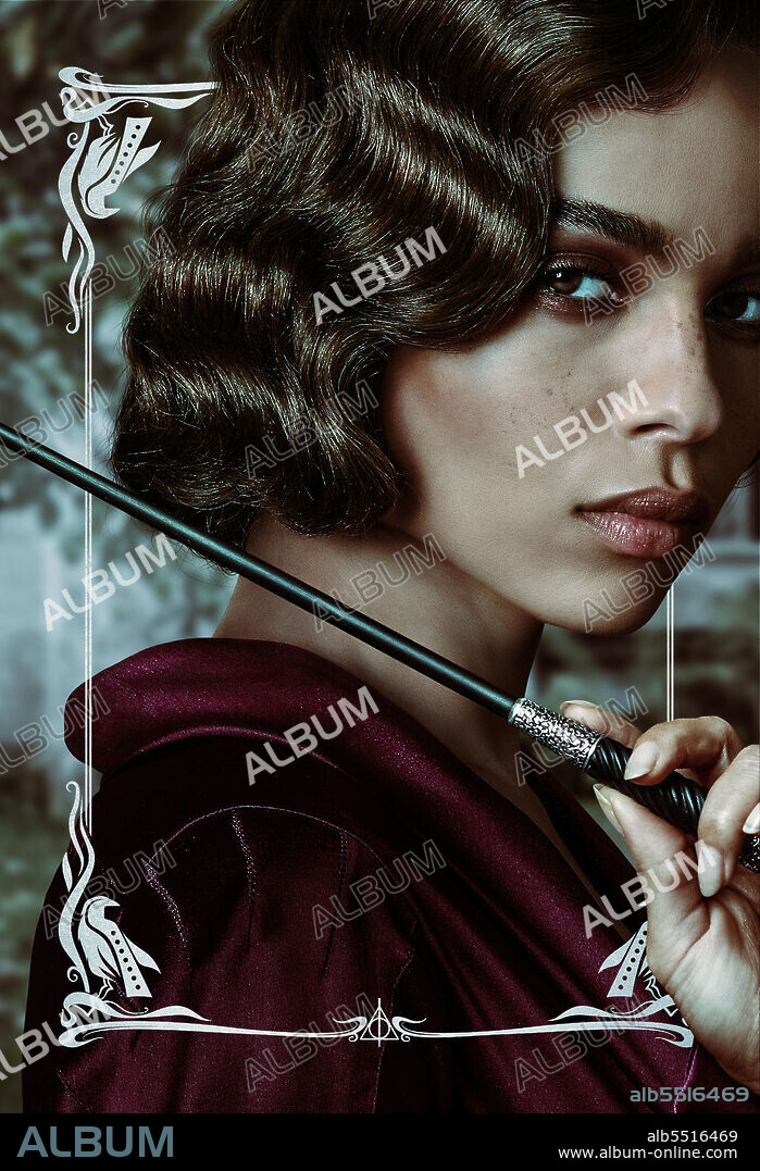 ZOE KRAVITZ in FASTASTIC BEASTS: THE CRIMES OF GRINDELWALD, 2018 (FANTASTIC BEASTS: THE CRIMES OF GRINDELWALD), directed by DAVID YATES. Copyright HEYDAY FILMS/WARNER BROS.