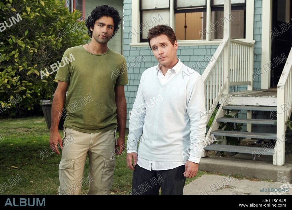 ADRIAN GRENIER y KEVIN CONNOLLY en EL SÉQUITO, 2004 (ENTOURAGE), dirigida por JULIAN FARINO. Copyright HBO / BARIUS, CLAUDETTE.