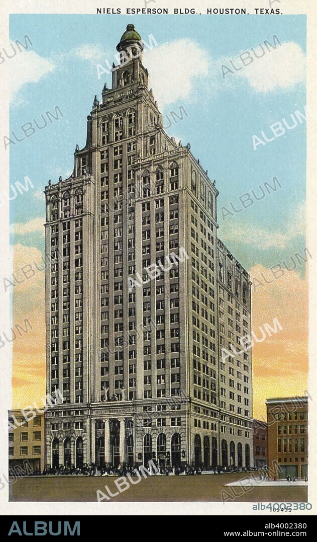 Niels Esperson Building, Houston, Texas, USA, c1927. Vintage postcard showing the exterior of the Italian Renaissance style Niels Esperson Building. Built in 1927, It was designed by John Eberson.