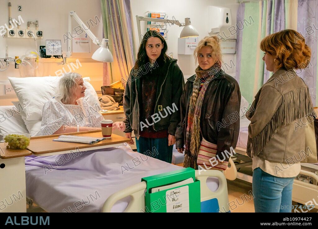 Kat Sadler, Lizzie Davidson and Louise Brealey in SUCH BRAVE GIRLS, 2023, directed by KAT SADLER. Copyright Camden Productions/Various Artists/BBC/A24.