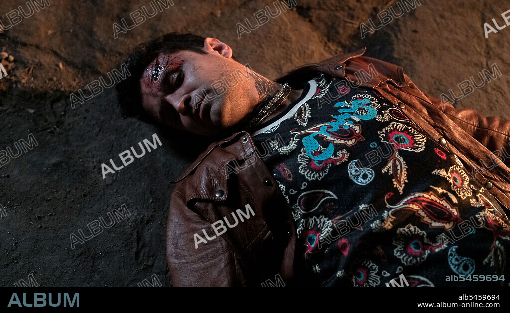 MIGUEL MALDONADO en SIN NOVEDAD, 2021, dirigida por RODRIGO SOPEÑA. Copyright HBO Max / Warner Bros. Television.