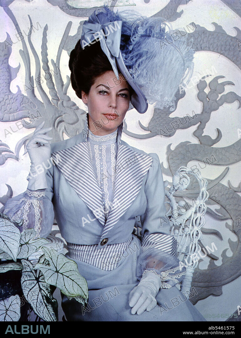 AVA GARDNER in 55 DAYS AT PEKING, 1963, directed by NICHOLAS RAY. Copyright SAMUEL BRONSTON PRODS/ALLIED ARTISTS.