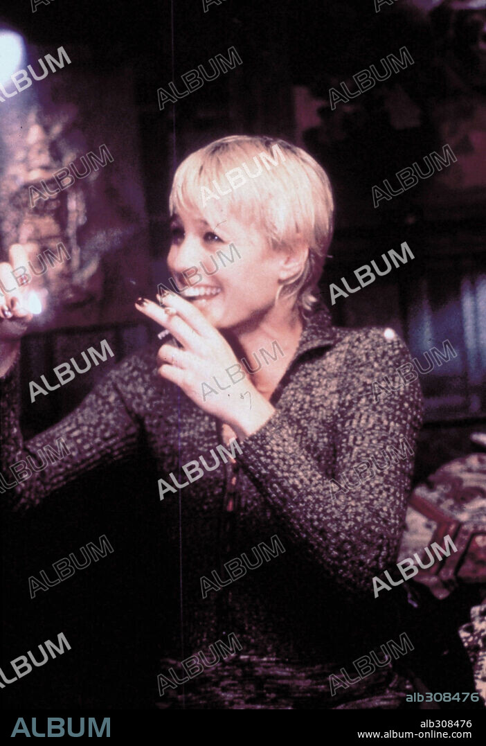 ROBIN WRIGHT en ATRAPADA ENTRE DOS HOMBRES, 1997 (SHE'S SO LOVELY), dirigida por NICK CASSAVETES. Copyright MIRAMAX / RUDOLPH, JOYCE.