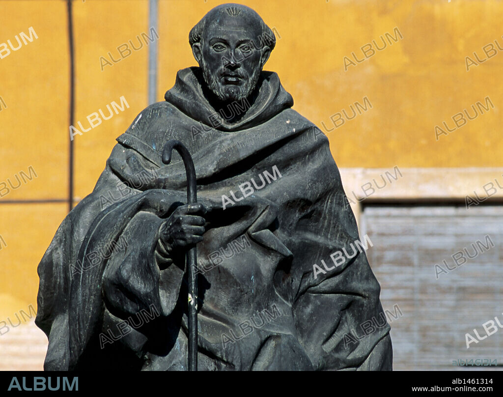 Saint John of the Cross (1542-1591). Spanish religious and mystic writer. Statue in the Saint John of the Cross Square by Rafael Pi Belda (1929-2012), 1986. Caravaca de la Cruz. Region of Murcia. Spain.