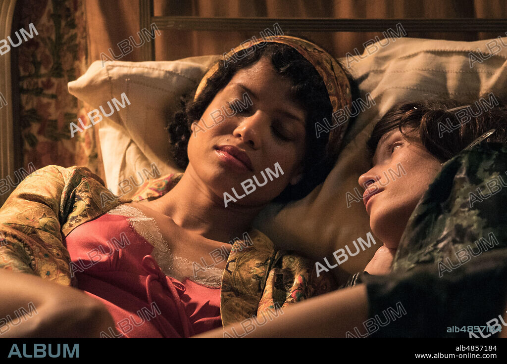 GEMMA ARTERTON und GUGU MBATHA-RAW in SUMMERLAND, 2020, unter der Regie von JESSICA SWALE. Copyright IOTA FILMS/SHOEBOX FILMS.