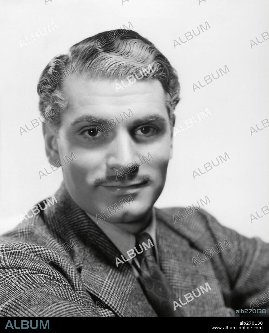 Laurence Kerr Olivier. LAURENCE OLIVIER en REBECA, 1940 (REBECCA), dirigida por ALFRED HITCHCOCK. Copyright Selznick International Pictures.