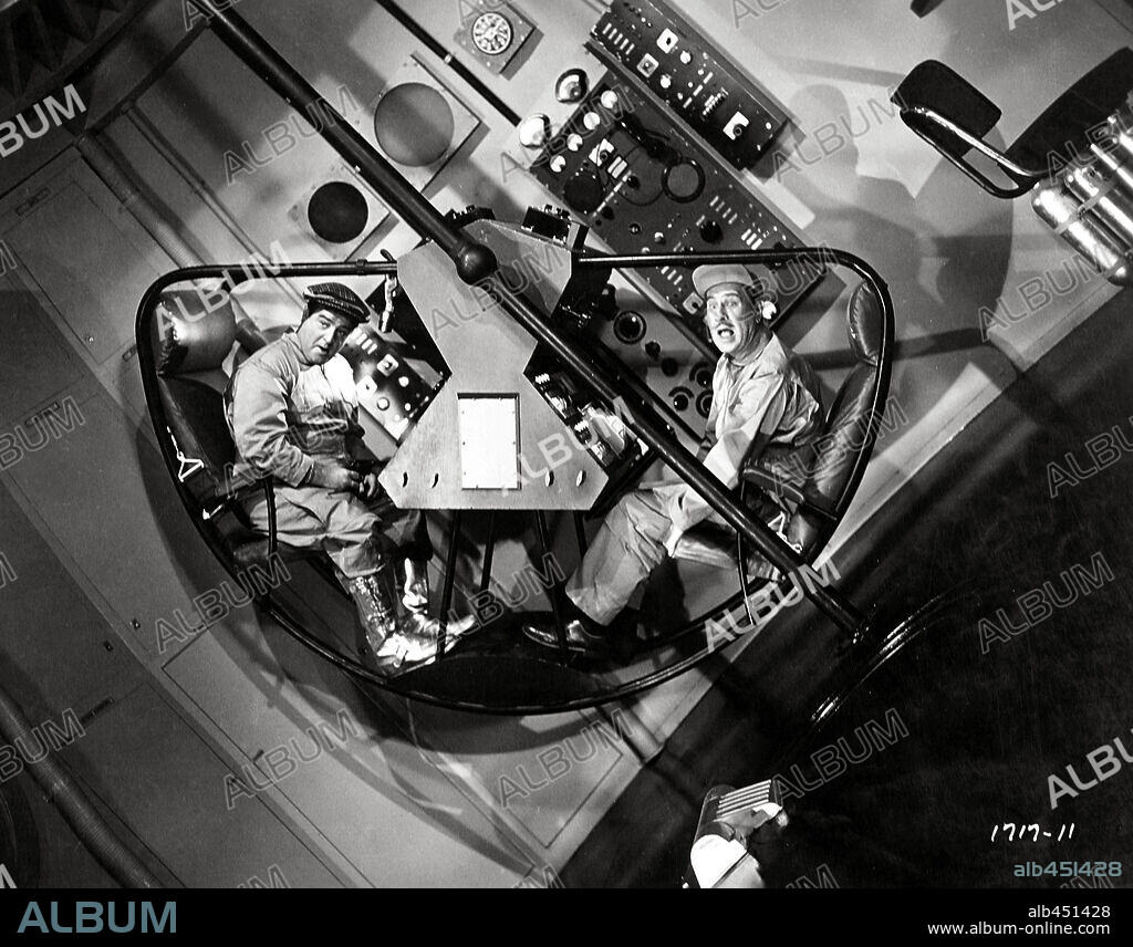 BUD ABBOTT and LOU COSTELLO in ABBOTT AND COSTELLO GO TO MARS, 1953, directed by CHARLES LAMONT. Copyright UNIVERSAL PICTURES.