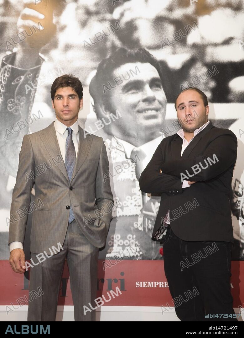 Madrid, September 25, 2009. Las Ventas Plaza. Presentation of the exhibition on the bullfighter Francisco Rivera "Paquirri," who died in Pozoblanco 25 years ago today. His two young sons, Cayetano Rivera Ordóñez and Francisco "Kiko" Rivera Pantoja, attended. Other matadors such as Espartaco, Jaime Ostos... Photo: De San Bernardo.